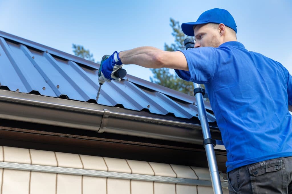 Why Metal Roof Replacement Matters in Chandler